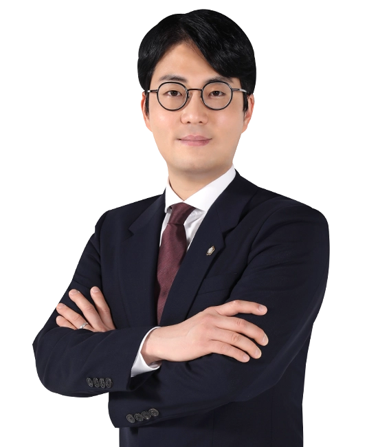 신성민 수석변호사