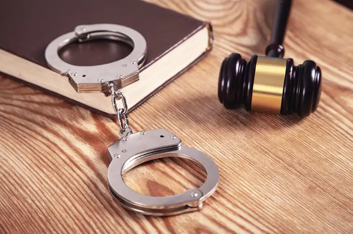 구속수사의 절차 및 피의자, 피고인 절차 차이