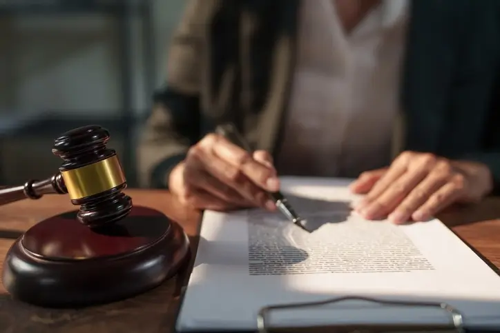 로맨스스캠 형사전문변호사 상담 필요