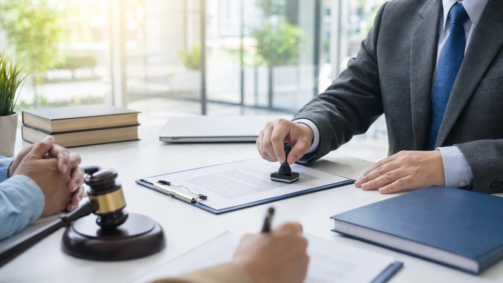 모욕죄고소 공소기각판결 벌금 재판 징역