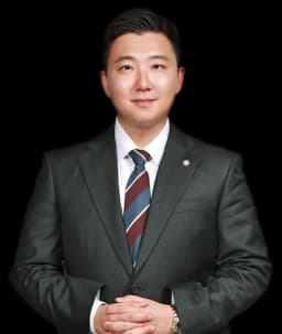 안영진