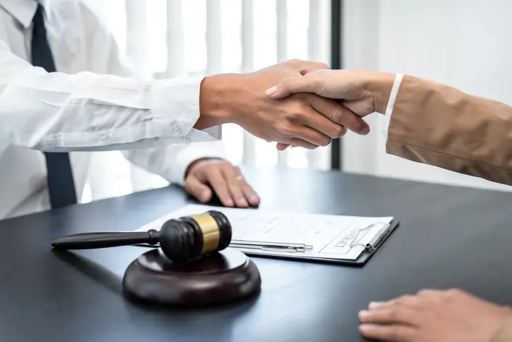 모욕죄변호사 상담 진행한 의뢰인, 대륜 조력으로 기소유예 결정